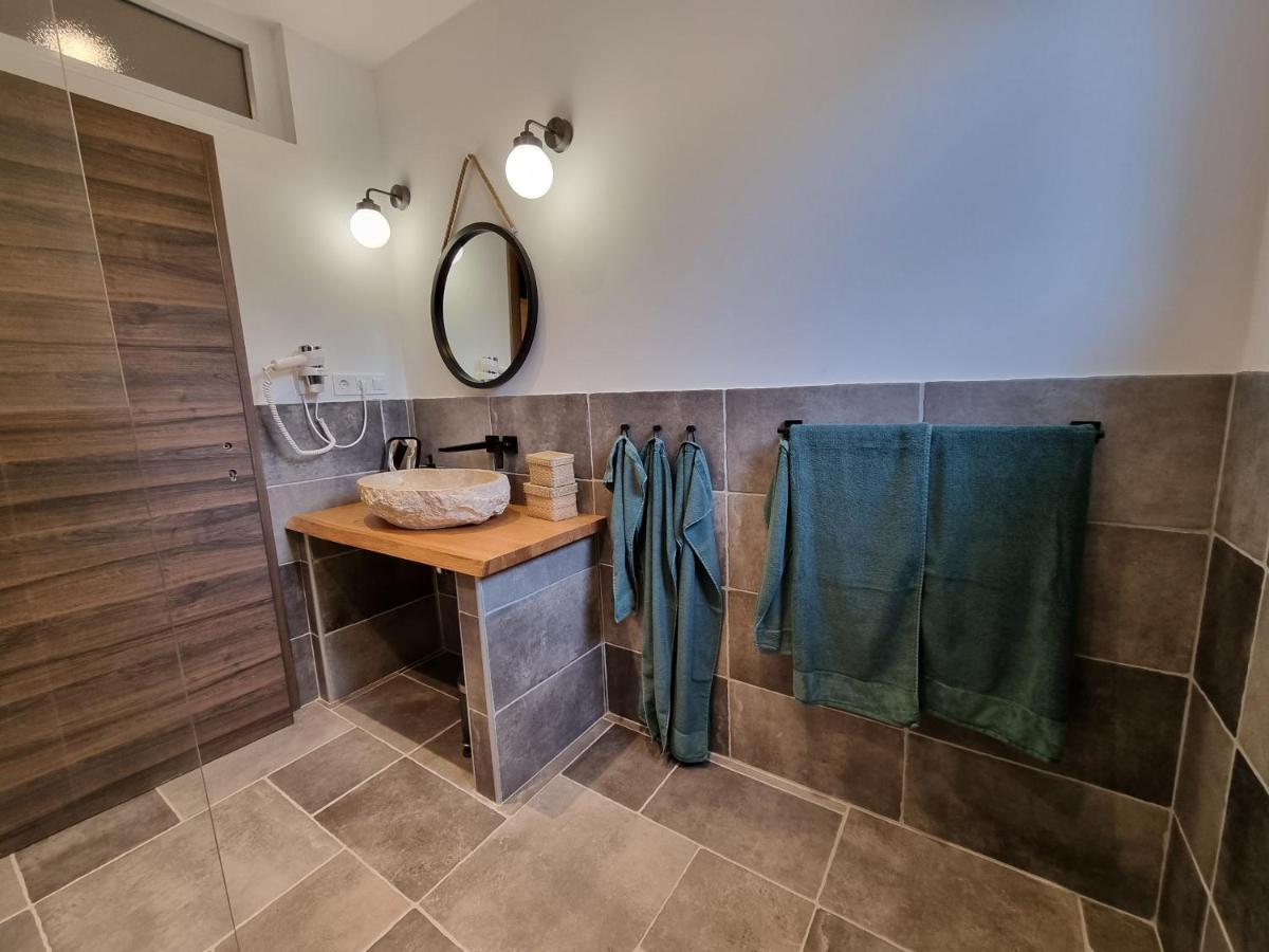 Suha Punta - Babalonija Appartement